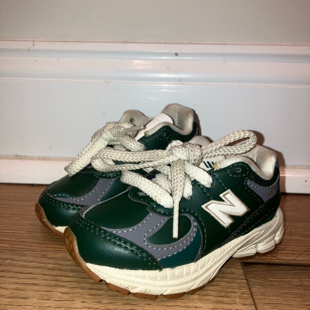 Green leather new balance 4c